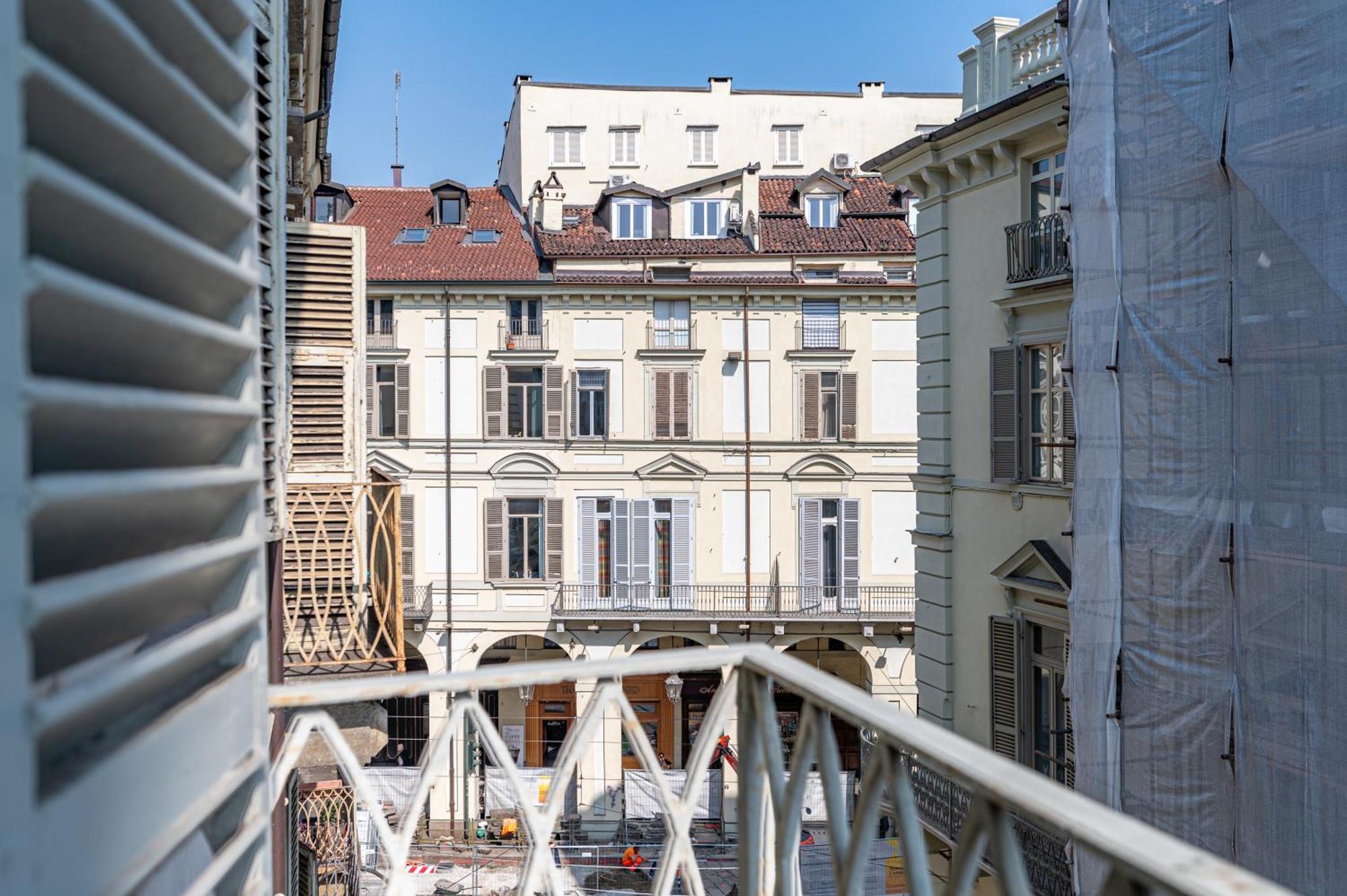 Appartamento La Casa Di Levi, In Centro A Torino Esterno foto